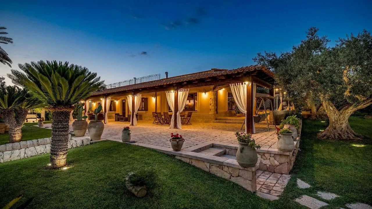 Villa Cutrera 8, Emma Villas Chiaramonte Gulfi