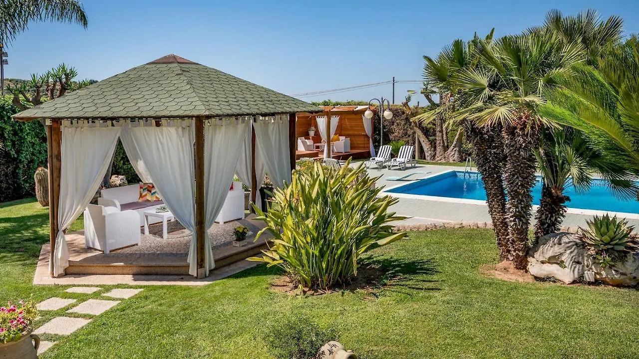 Villa Cutrera 8, Emma Villas Chiaramonte Gulfi